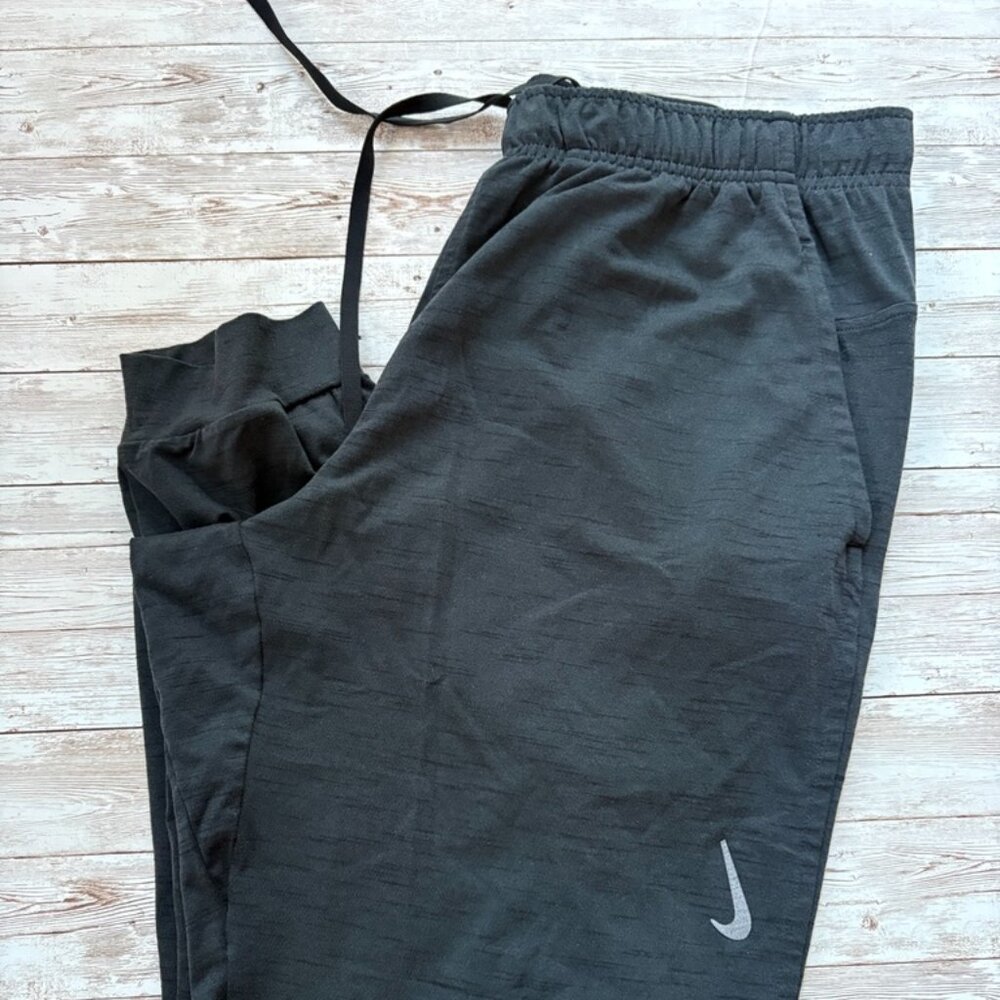 Nike - Men's Joggers/Yoga Pants - Large